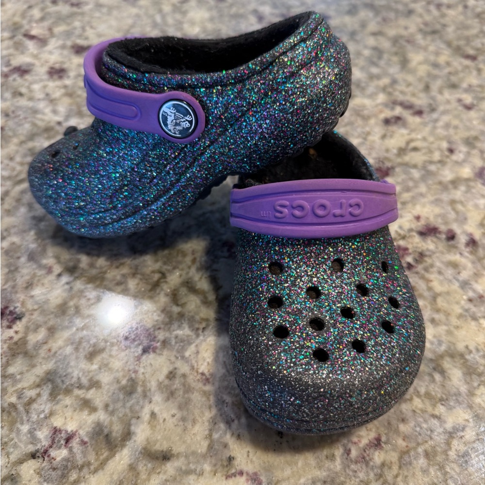 CROCS Kids lined Glitter Water Shoes - Black and Purple